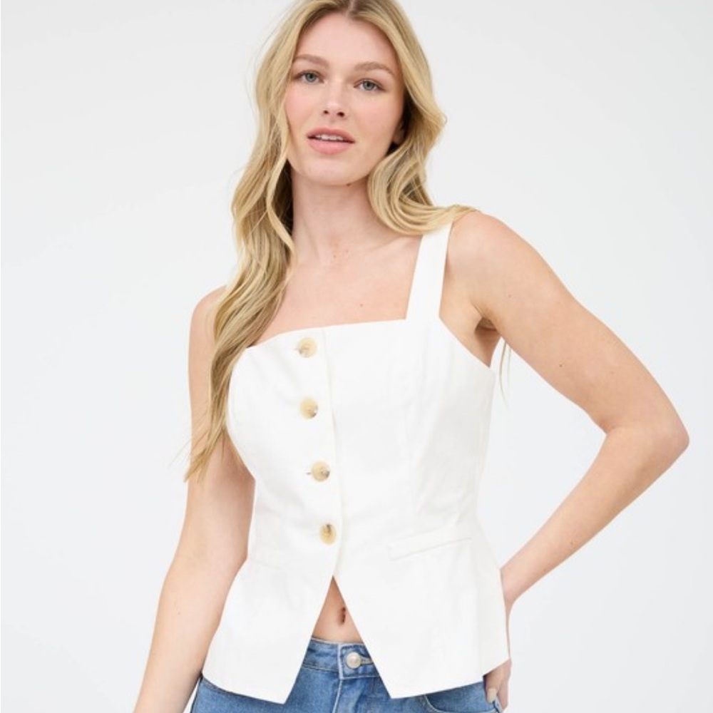 Women's White Button-Front Tank Top Vest